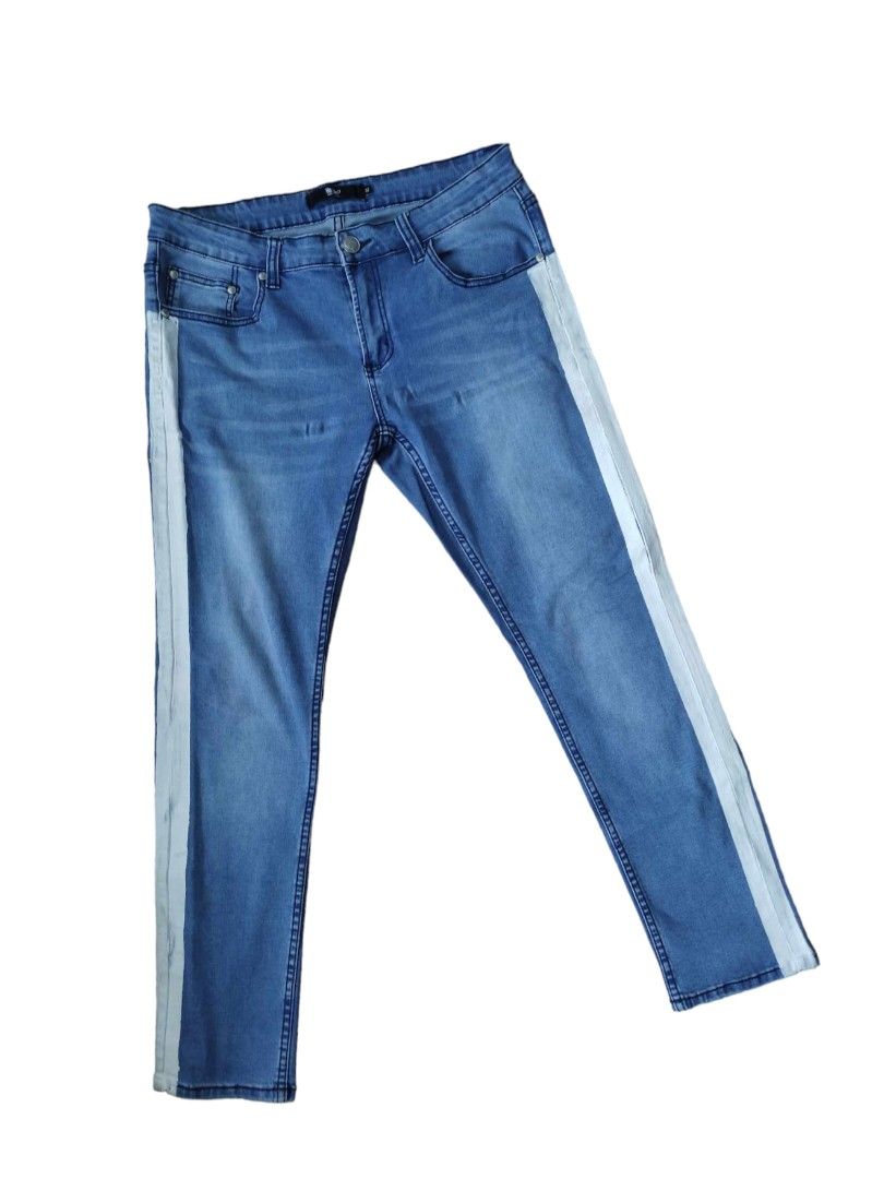 Mossimo jeans, Men's Fashion, Bottoms, Jeans on Carousell