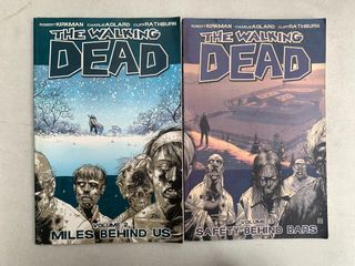 [NC-2-40]	Set of 3 - The Walking Dead Comic Books (Vol 1, 2 & 3)