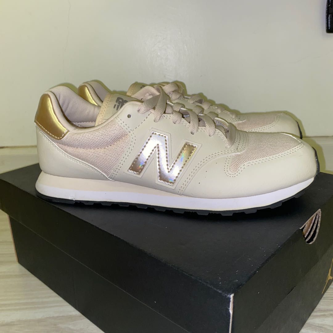 New balance 520 top gold