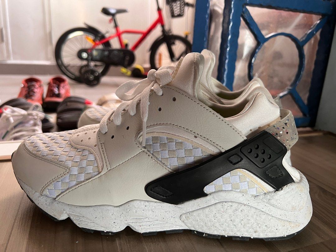 Nike huarache white pearl Men s Fashion Footwear Sneakers on