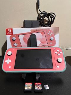 Nintendo Switch Lite with 1 game and Memory  Card