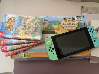 Nintendo Switch Unit V2 Animal Crossing NH Limited Edition WITH 4 GAMES