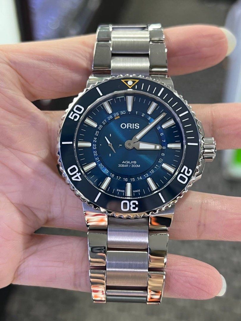 Oris aquis great online barrier reef