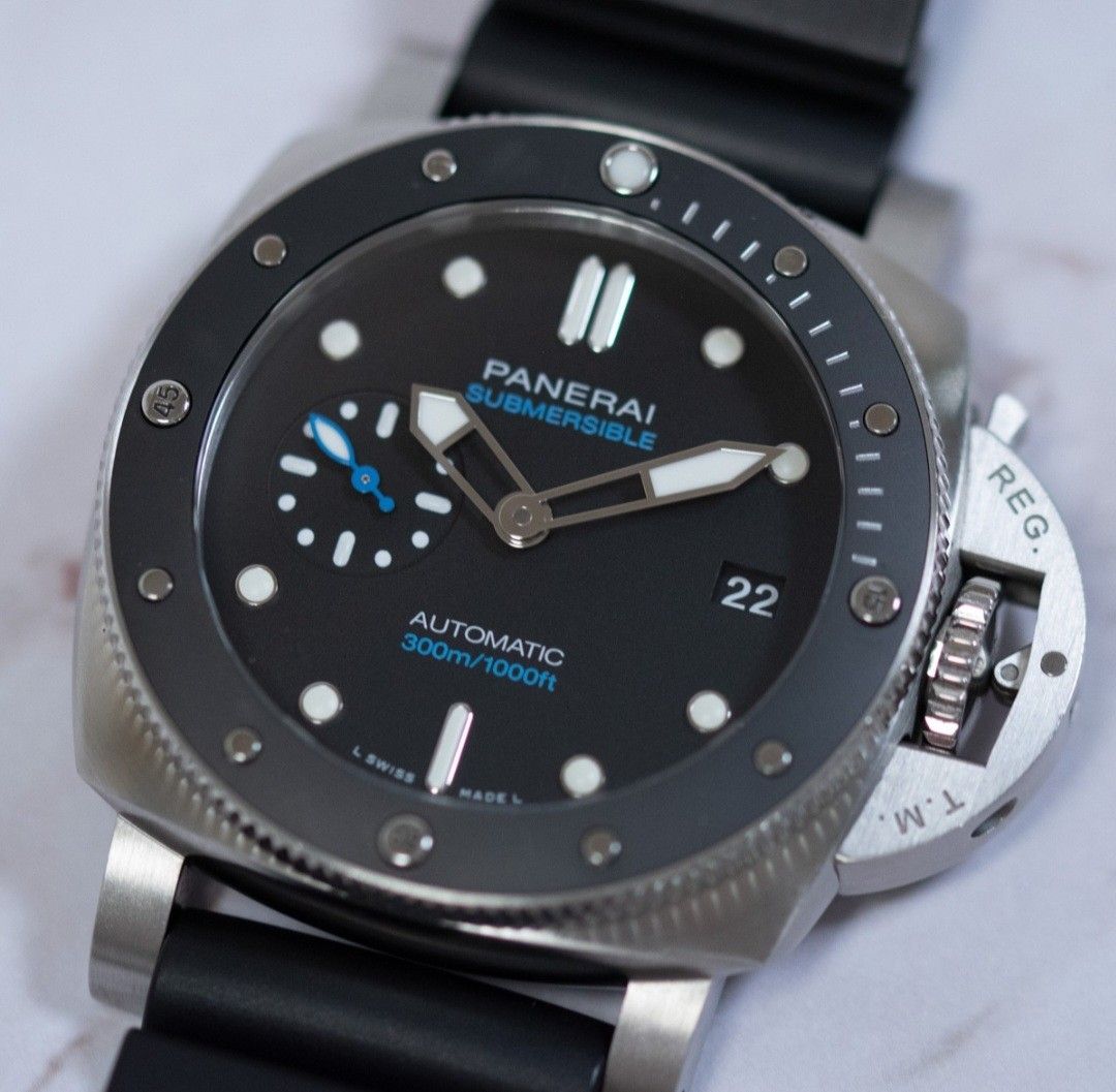 Panerai 683 (Category: Luxury Watches) located in Mandaluyong City. Submitted by 88nac (Listing ID 1252908072, Image 1). Description: Slightly Nego Panerai 683 Submersible Full set 9.8/10 Foreign AD - 2021 42mm Ceramic Additional photos can be requested Pm for inquries.