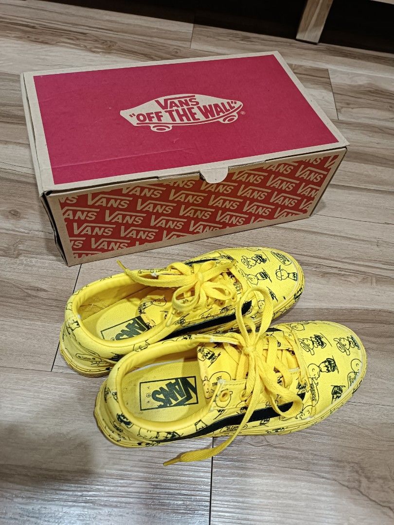 Peanut outlet yellow vans