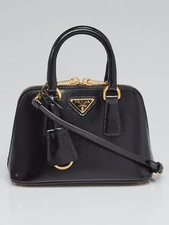 The little sister of the Prada Saffiano Promenade Bag