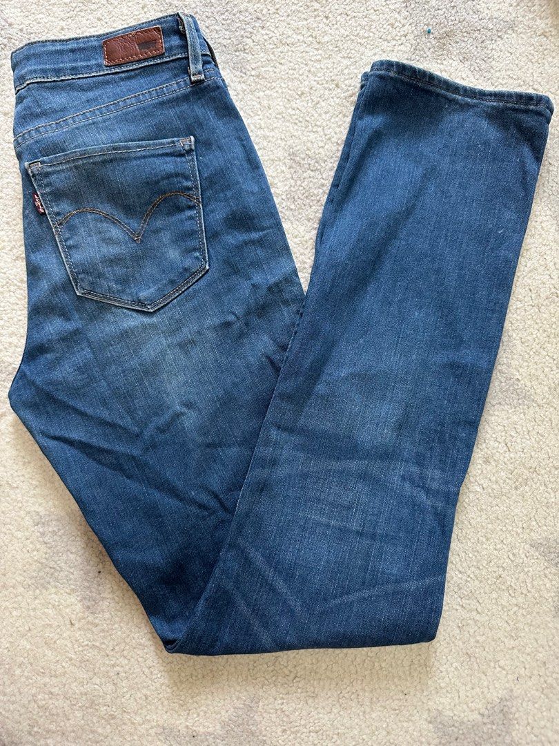 Preloved Levi s Jeans Women s Fashion Bottoms Jeans Leggings