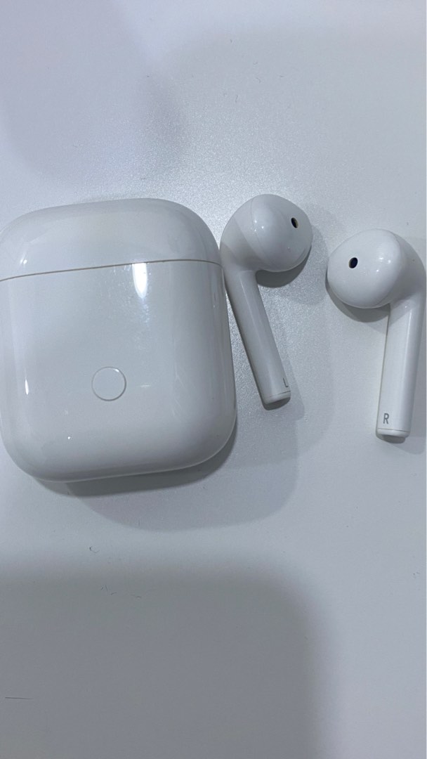 Realme buds air neo Audio Earphones on Carousell
