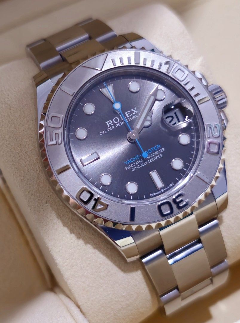 Rolex (Category: Luxury Watches) located in Manila. Submitted by bng21 (Listing ID 1252978817, Image 3). Description: full set 2020 purchased 37mm like new.