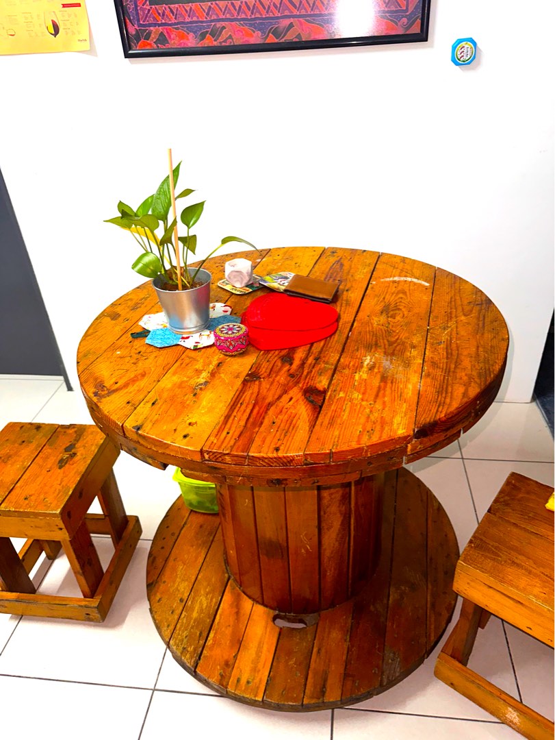 Round wooden table 4 months old With three stools Furniture