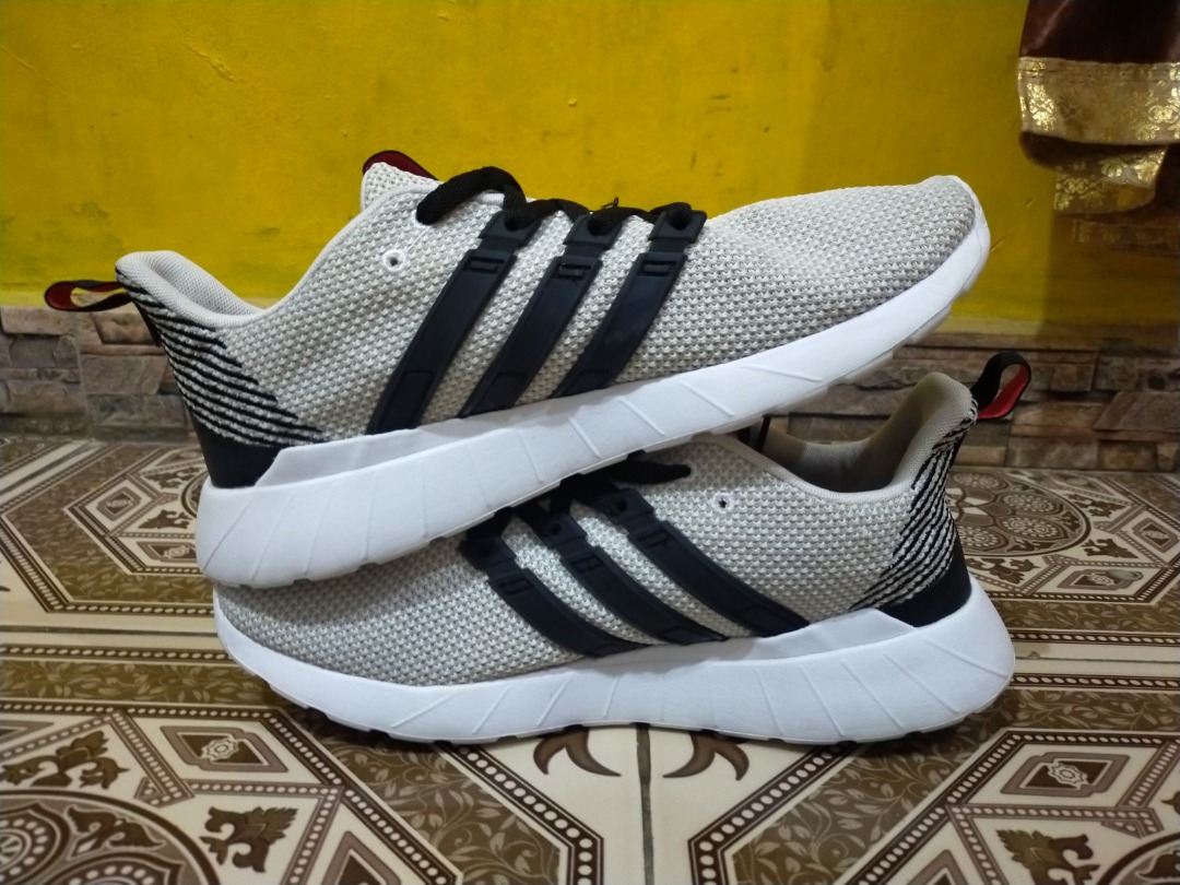 sepatu Adidas Mens Questar Flow F36241 Gray Running size 44 5 Fesyen Pria Sepatu Sneakers di Carousell