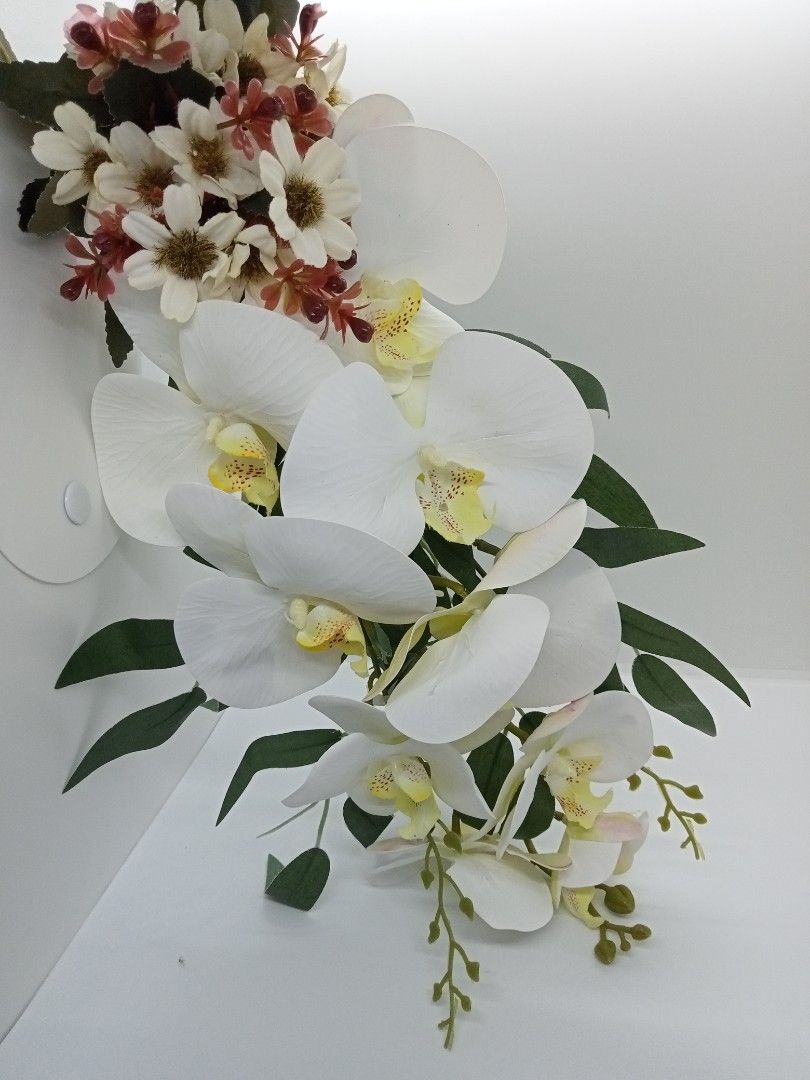 SEWA SET CROWN, VEIL DAN HAND BOUQUET (JB PASIR GUDANG), Women's