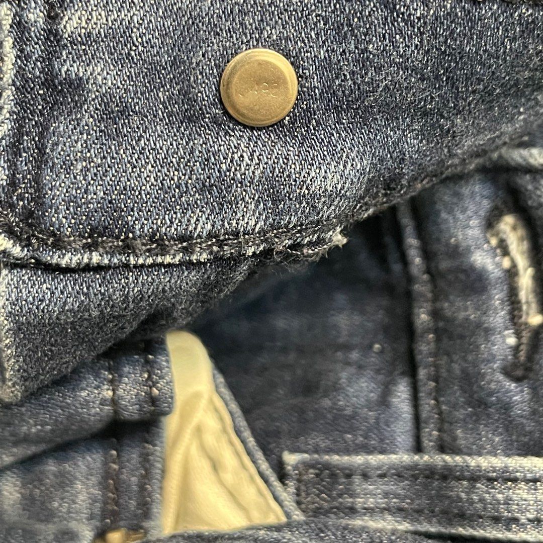 Levis 502 deals 34 32