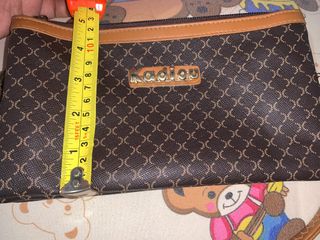 (Category: ) located in . Submitted by declutter39 (Listing ID 1252956899, Image 1). Description: .