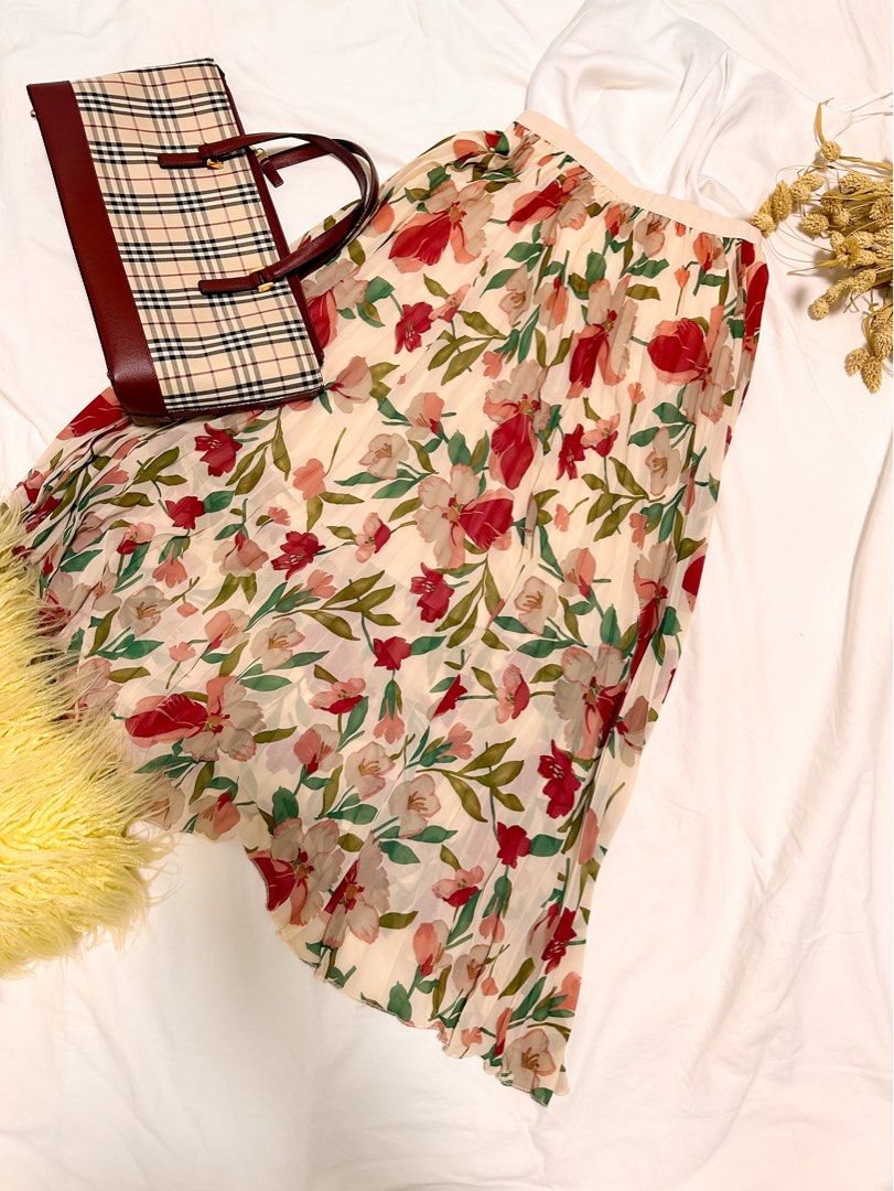 Pleated skirt valley girl store