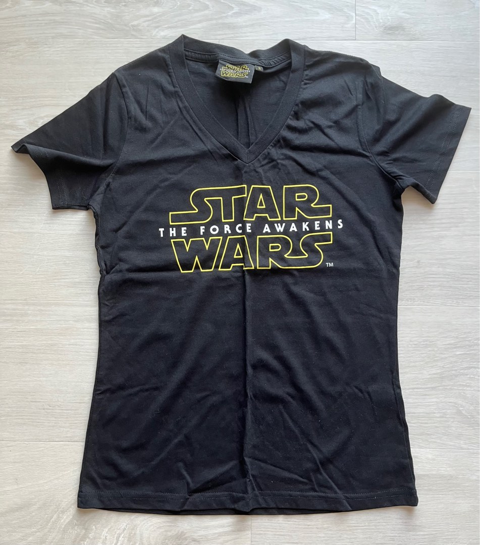Star wars the force hotsell awakens t shirt