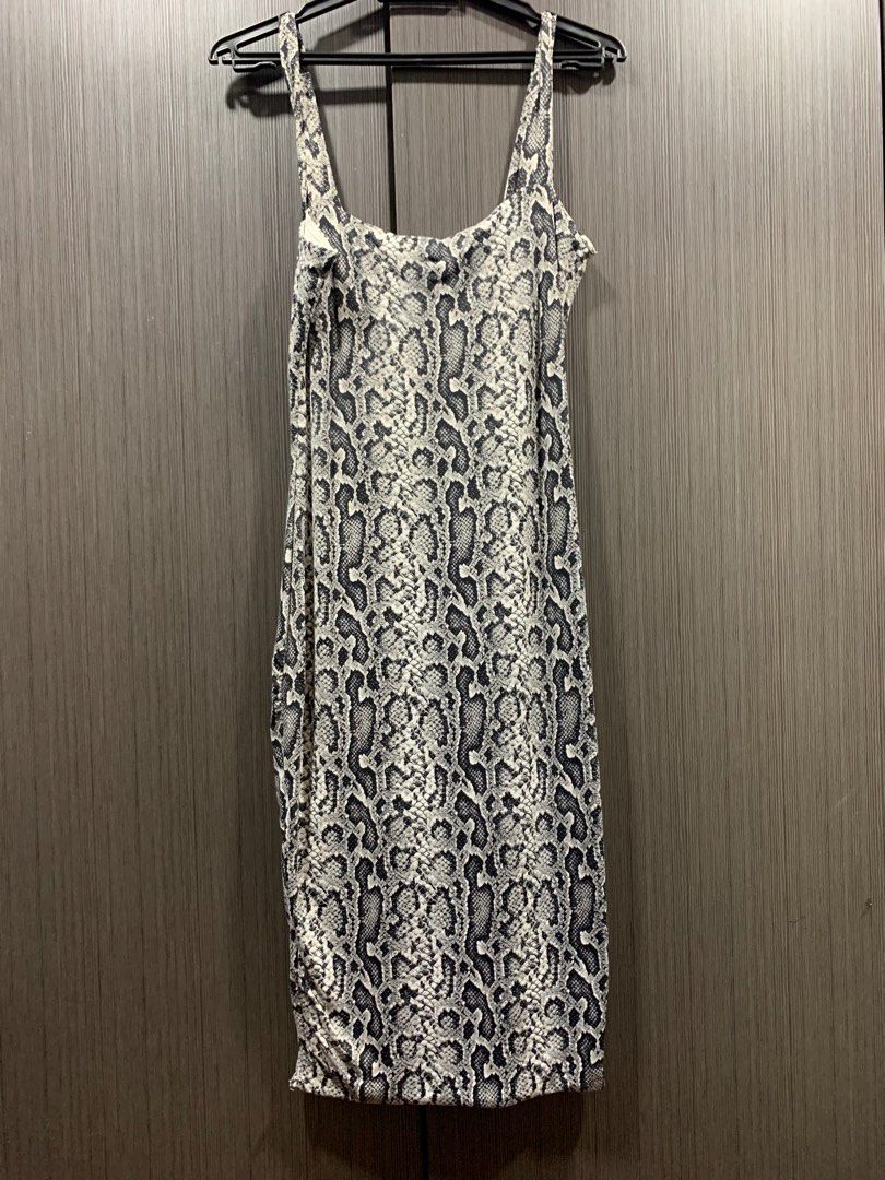 Supre animal print dress size M