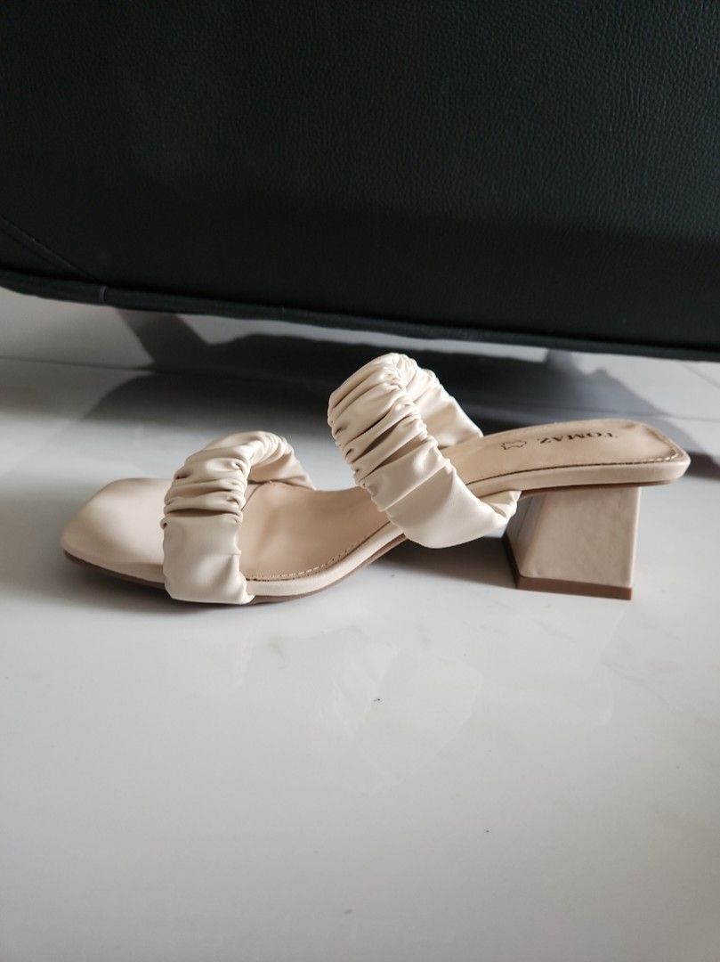 Cute cheap heels near store me
