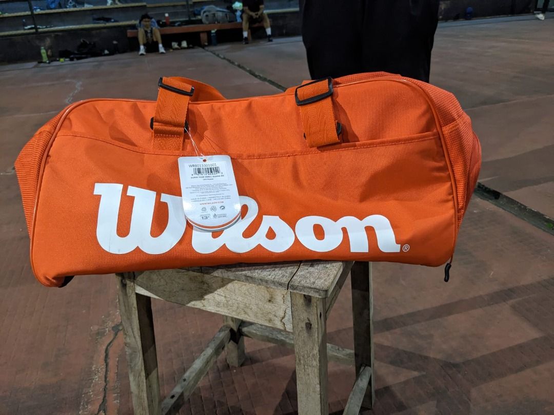 Tas Raket Tenis Wilson Super Tour Infrared Small Tennis Duffel Bag on