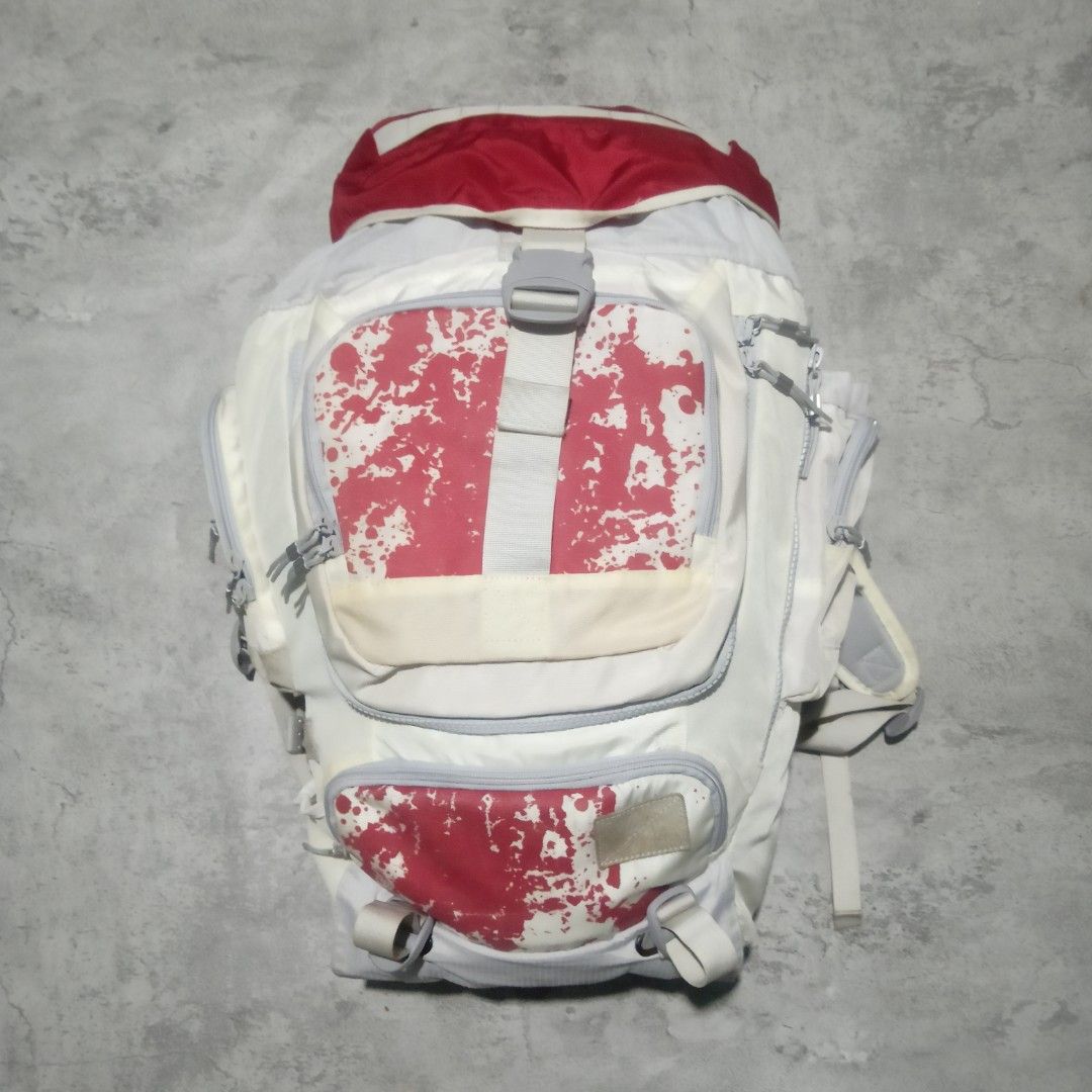 tas ransel Nike SB vtg vintage Eugene backpack blood splattered bekas  second branded preloved