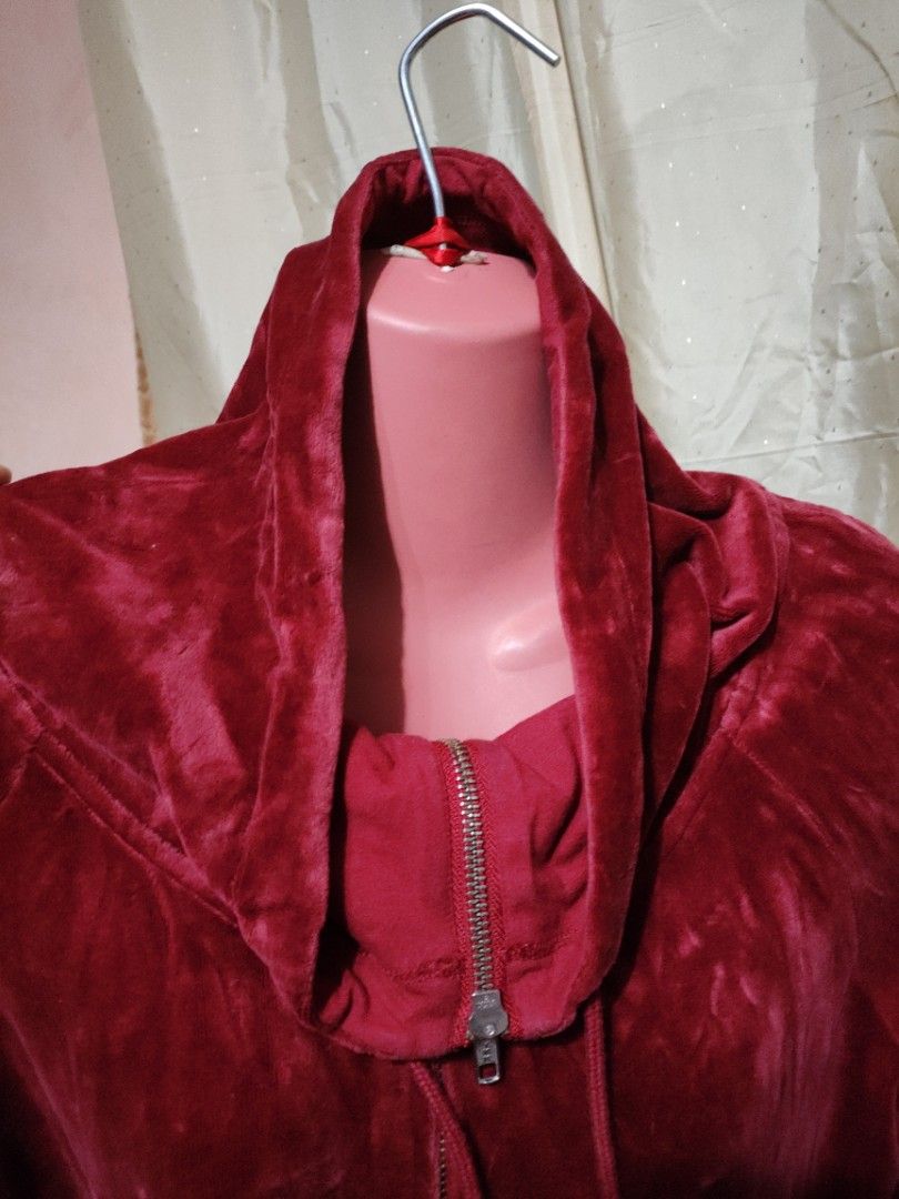 Tommy hilfiger discount red velvet jacket