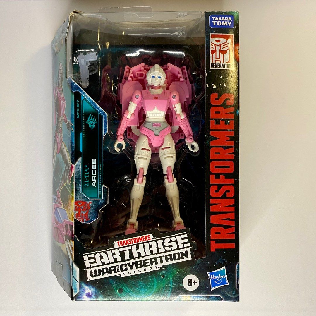 Transformers Earthrise WFC Arcee, Hobbies & Toys, Toys & Games on Carousell