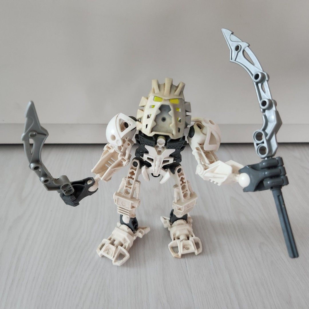 USED 7135 Lego Bionicle Takanuva Hobbies Toys Toys Games on