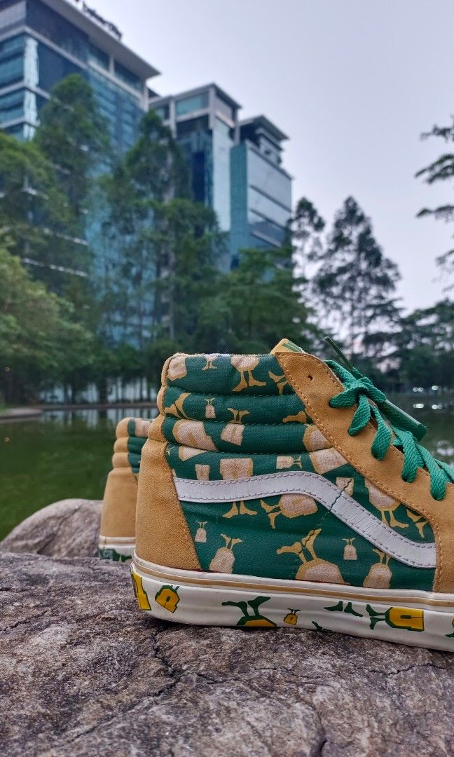 Undefeated vans sk8 sales hi