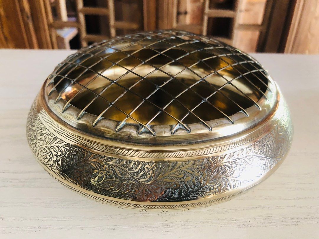 Vintage Brass Rose Bowl., Hobbies & Toys, Collectibles & Memorabilia