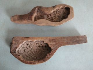 Vintage Chinese Pastry Mould Lotus and Fish