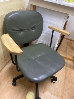 Vintage Desktop chair