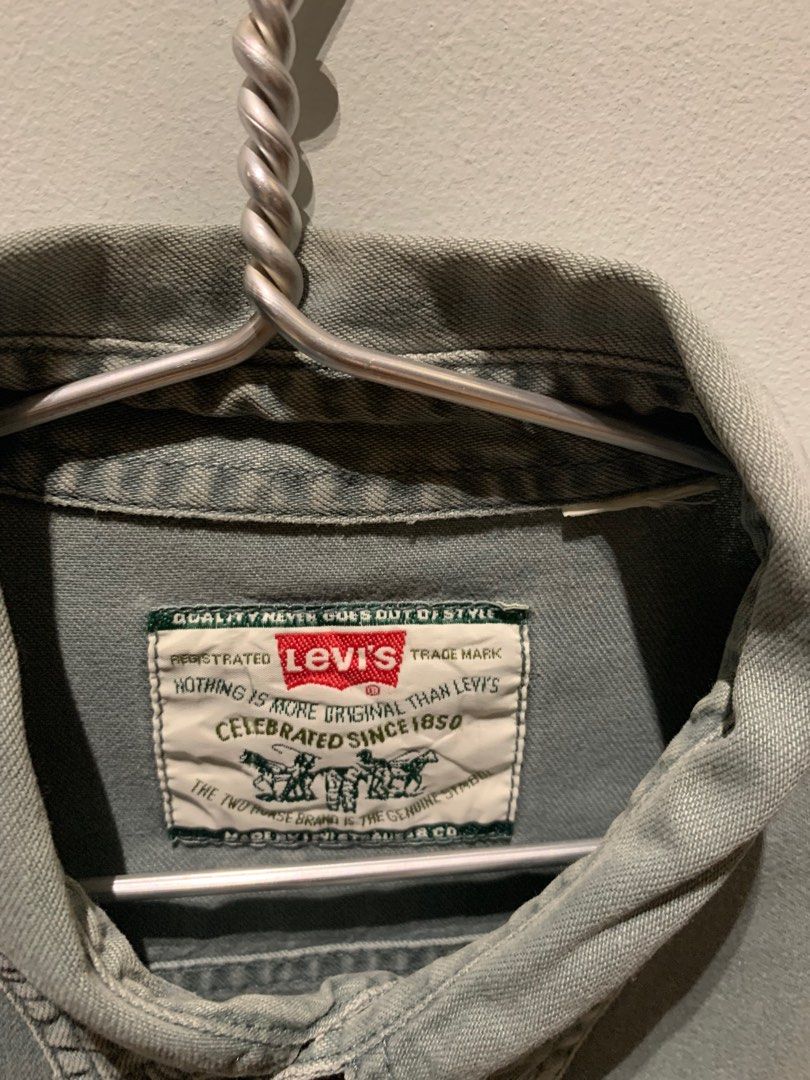 Vintage Levi's denim shirt, Men's Fashion, Tops Sets, Shirts on