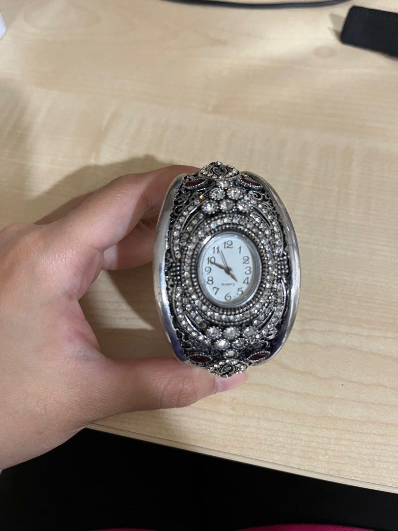Cici & store faye quartz watch
