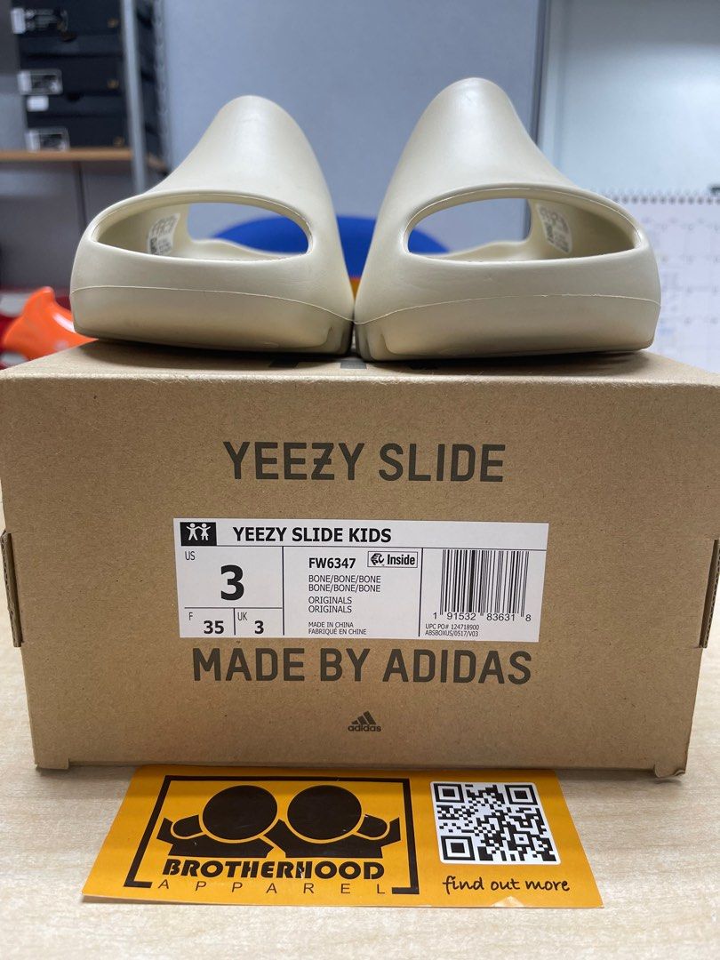 Yeezy slides size 3 sales