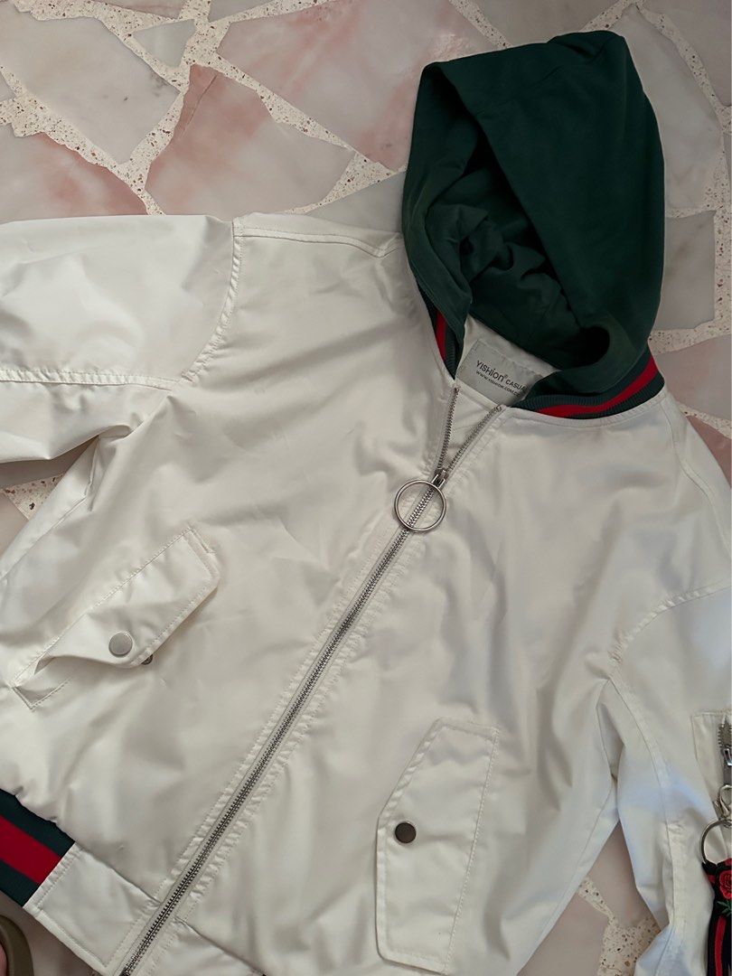 White shop gucci windbreaker