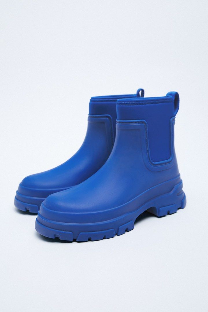 Heeled rain outlet boots zara