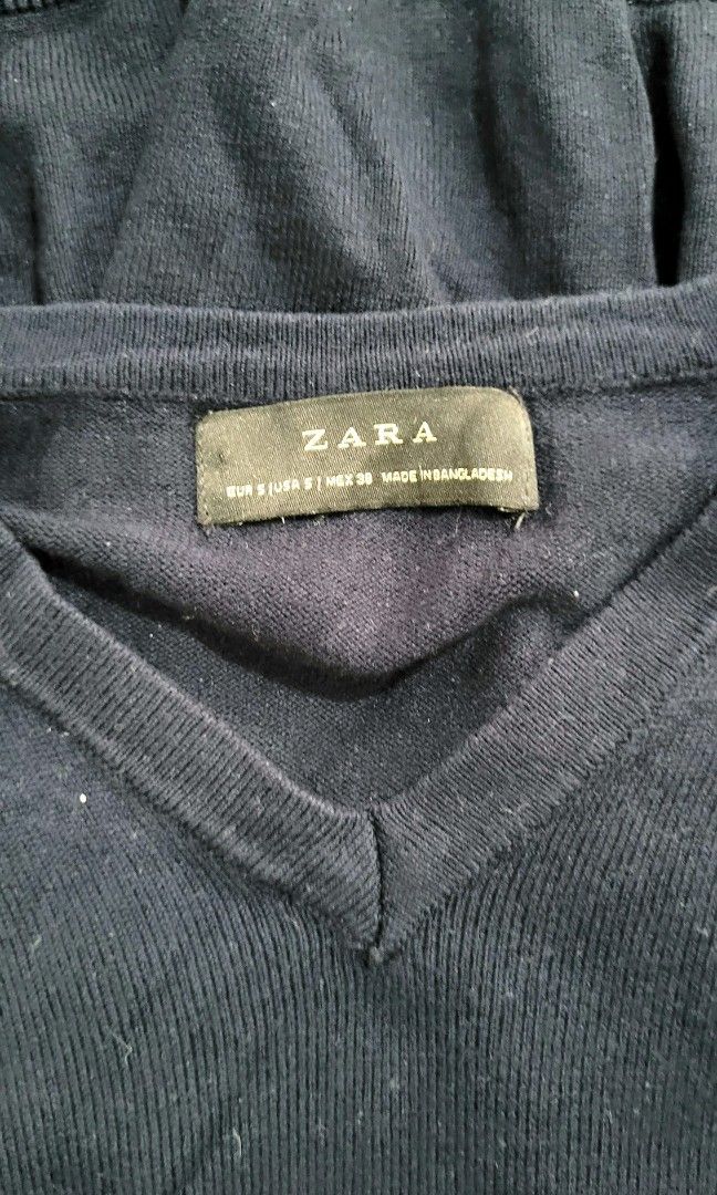 Zara Sweater (Category: Coats, Jackets and Outerwear) located in Davao. Submitted by NearlyNew (Listing ID 1252808304, Image 3). Description: Size: S on tag but kinda oversized No when worn pics please 😉 Payment thru GCash J&T Express Shipping Fee: 100 pesos Ships on Saturday only.