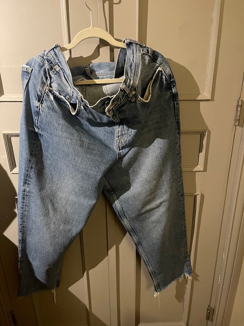 Zara tapered oversize jeans, Men's Fashion, Bottoms, Jeans on Carousell