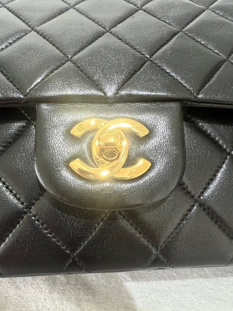 ❤️‍🔥100% Authentic❤️‍🔥Full Set❤️‍🔥Chanel Classic Vintage Flawless  Pristine Condition Medium 25cm Double Flap Bag In Black Puffy Buttery  Lambskin Leather With Shiny Yellow 24k Gold Hardware Series #2❤️‍🔥,  Luxury, Bags & Wallets on