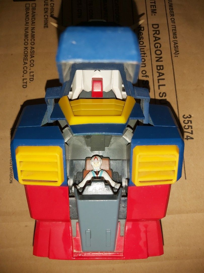 1/30 高達GUNDAM Cockpit Bank BANPRESTO DX 頭像胸像Bust 錢箱