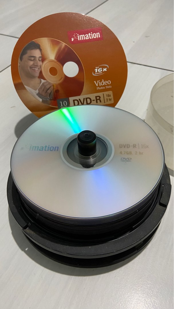 20 blank DVD (R)s Never used . Clean. Imation Brand, Hobbies & Toys