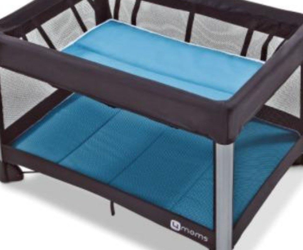 4moms Aluminium baby crib cot Babies Kids Baby Nursery Kids