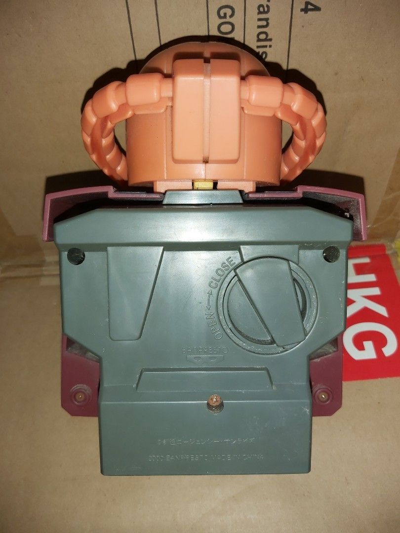 S.H.Figuarts ウルトラマンエクシードＸ 発光改造 無角無盒1/30 紅彗星馬沙渣古頭像胸像Bust MS-06S CHAR'S ZAKU II 會