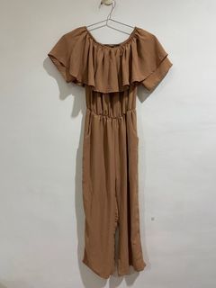 一字領連身長褲
