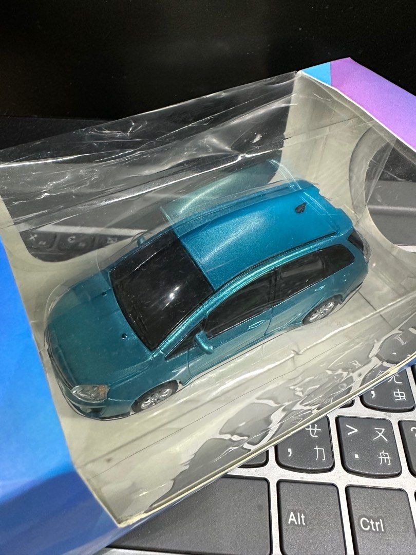 全新三菱COLT PLUS 聰明小轎旅模型車1:43迴力車藍色, 興趣及遊戲, 玩具與遊戲在旋轉拍賣