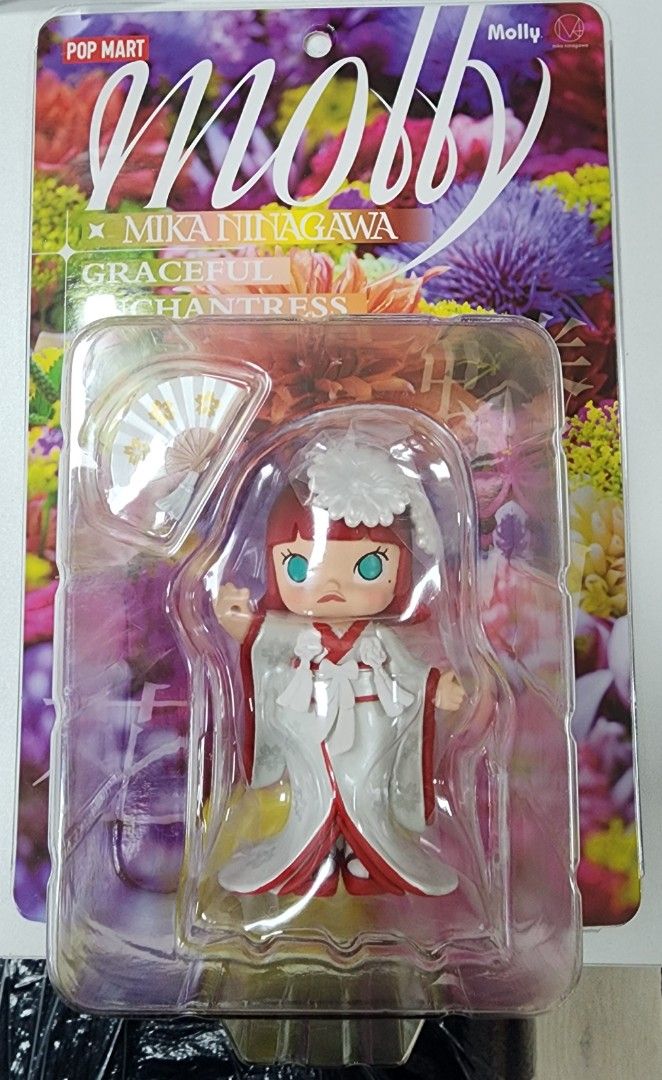【新品】POPMART MOLLY 　白色 100% MEGA Royal Molly 100% Snow White - 白雪公主100% – Art