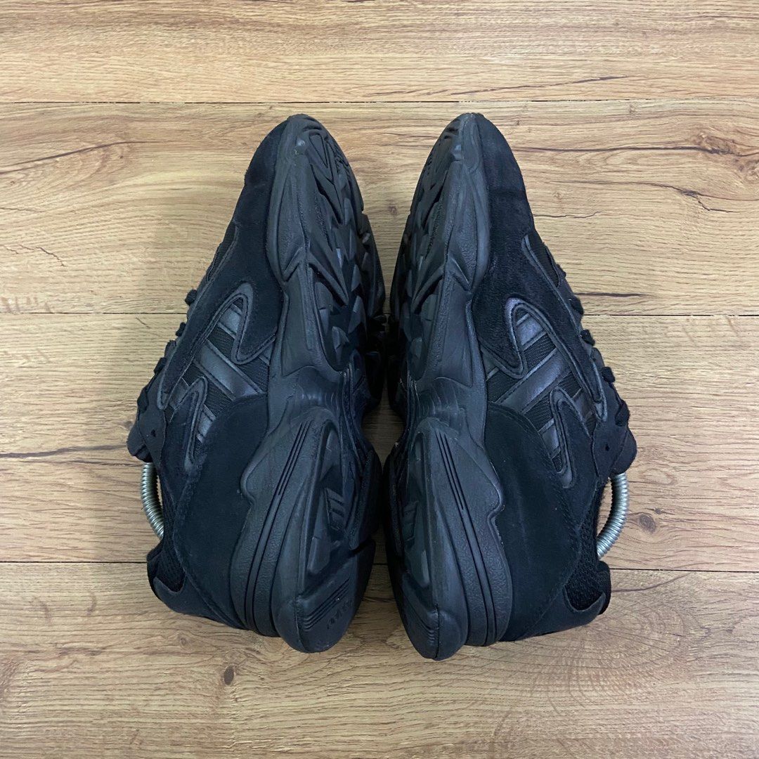 Adidas yung 96 store black on feet