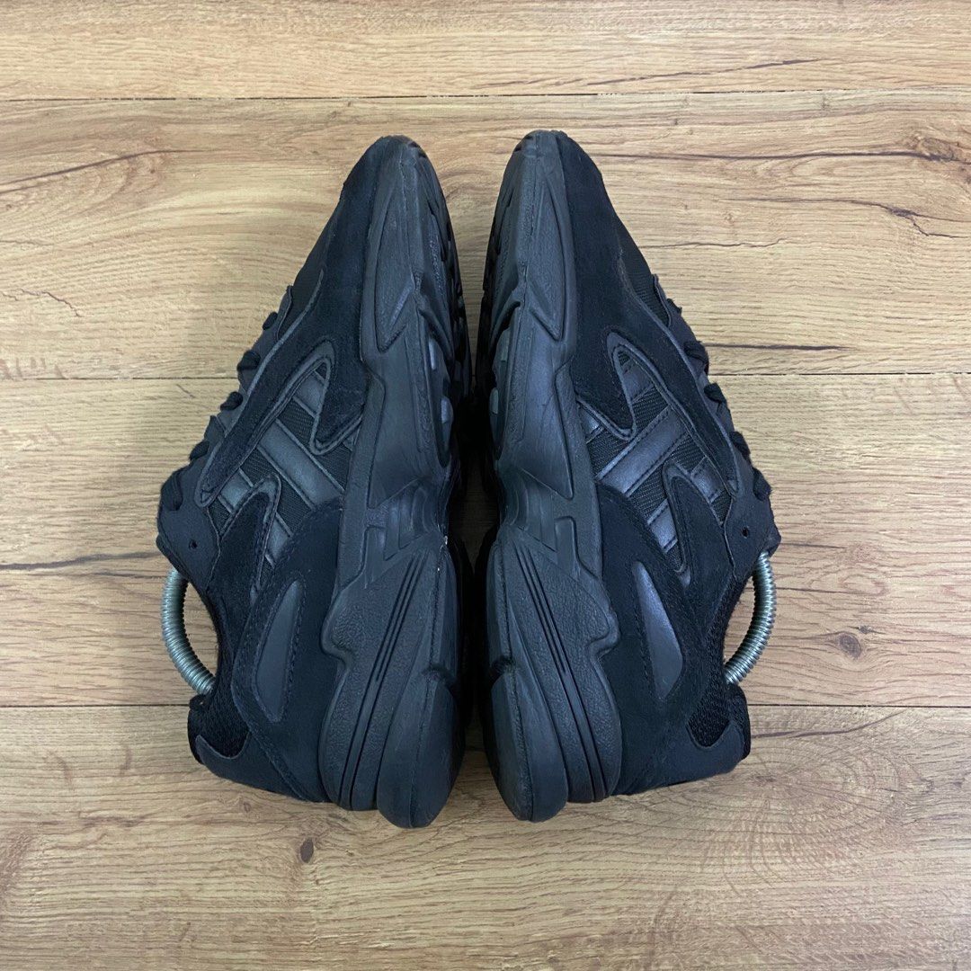 ADIDAS YUNG 96 7uk