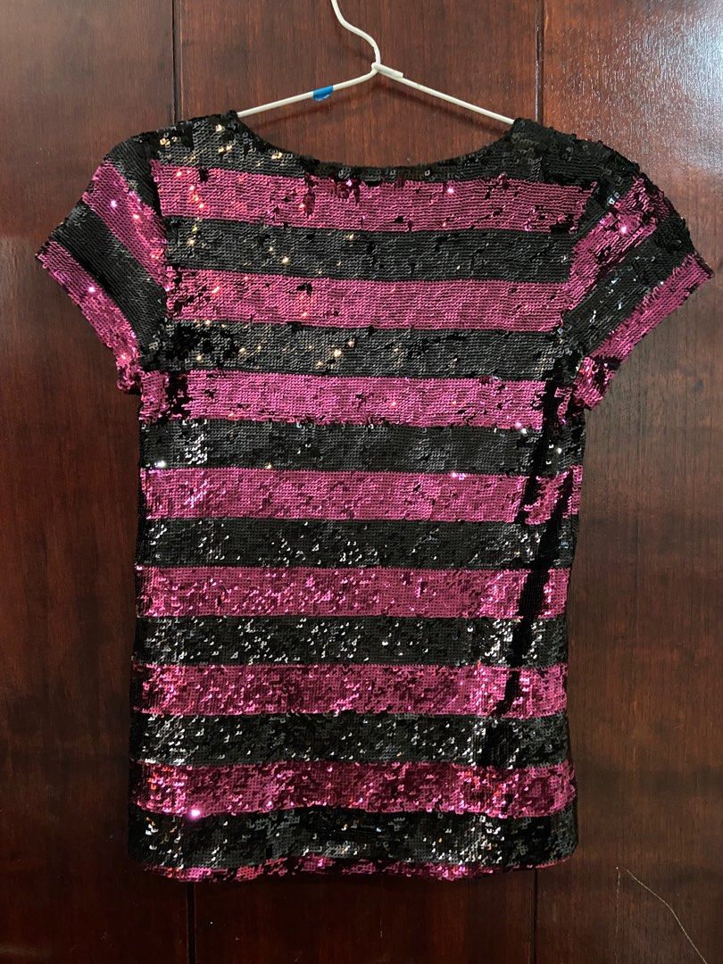 Alice and olivia best sale sequin top