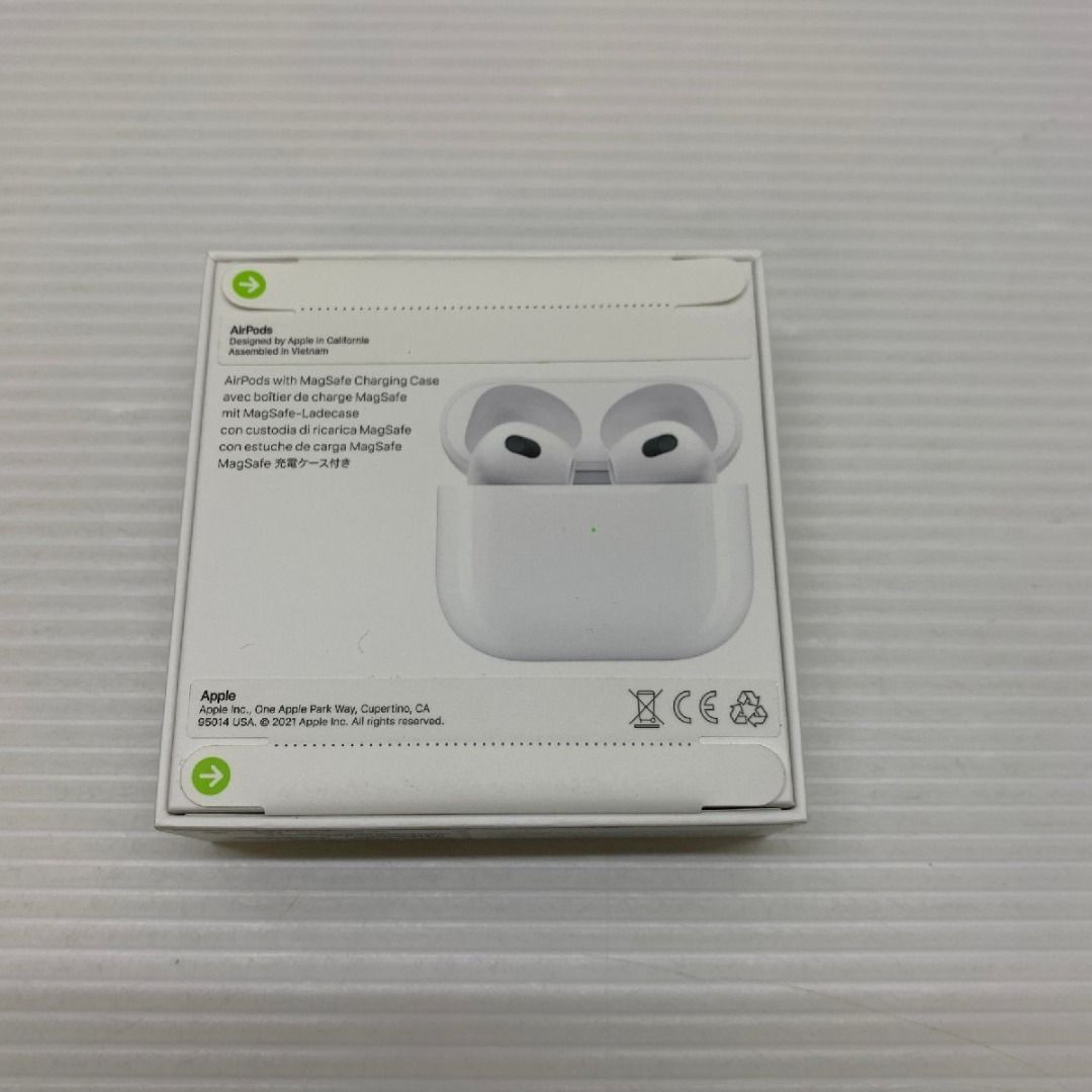 新品未開封　Apple AirPods (第3世代) MME73J/AAPPLE